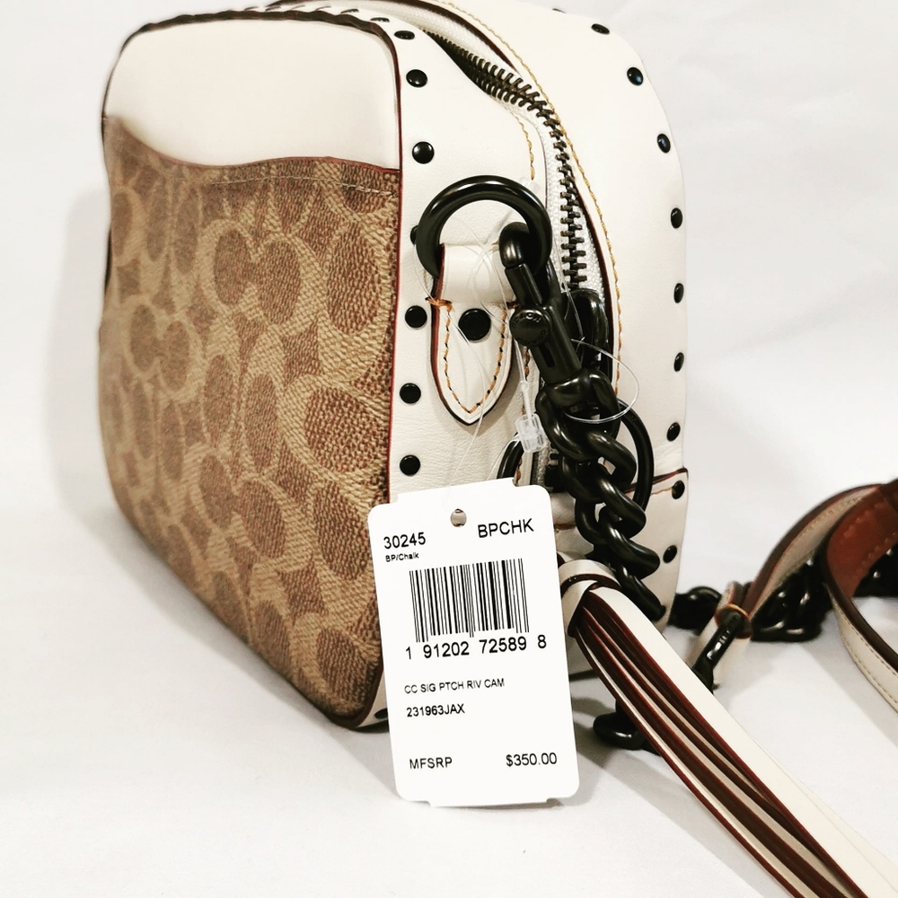 Coach Camera Bag In Signature Canvas With Rivets - Picture 3 of 6